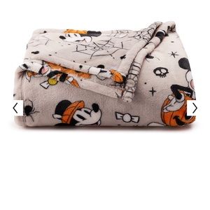 Disney's Mickey Halloween The Big One® Oversized Supersoft Printed Plush Throw
